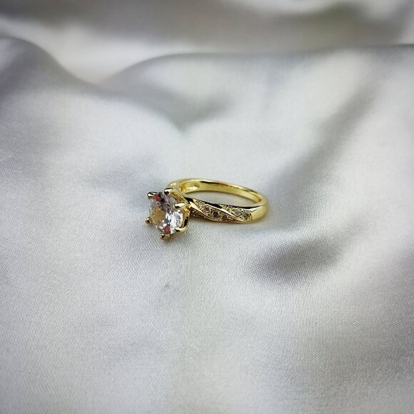 Wrap Around Crystal Ring - Picture 4 of 5